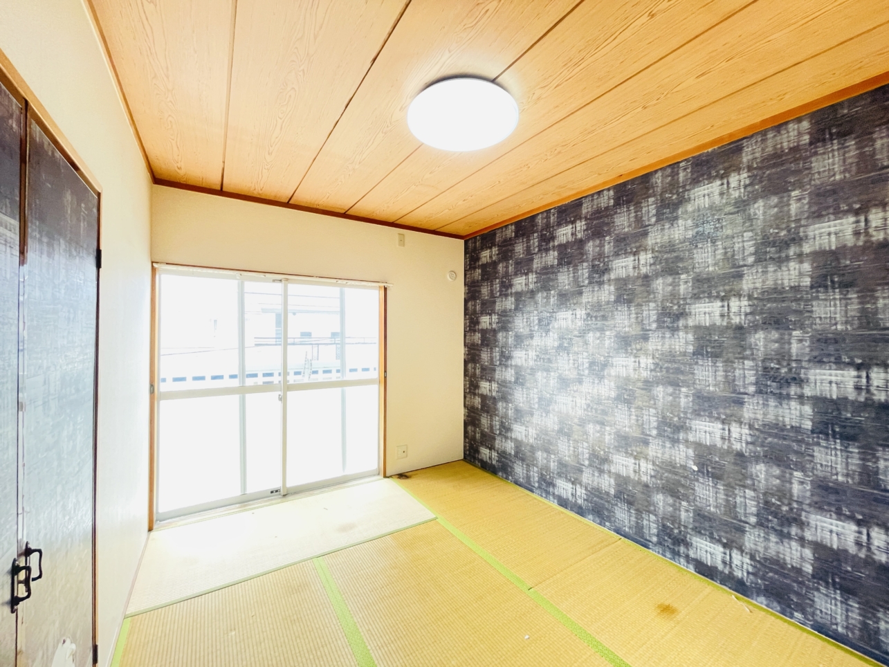 【クレセントＮ参番館】角部屋最上階☆敷地内駐車場あり