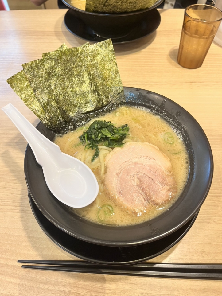 終日ライス食べ放題の家系ラーメン【武骨家/相模大野】