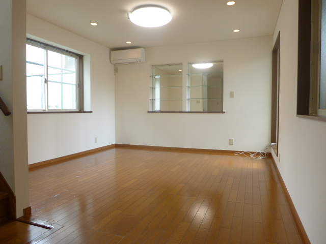 東急東横線都立大学4分☆ペット2匹まで可能♪4LDKの戸建です！【中根一丁目戸建】