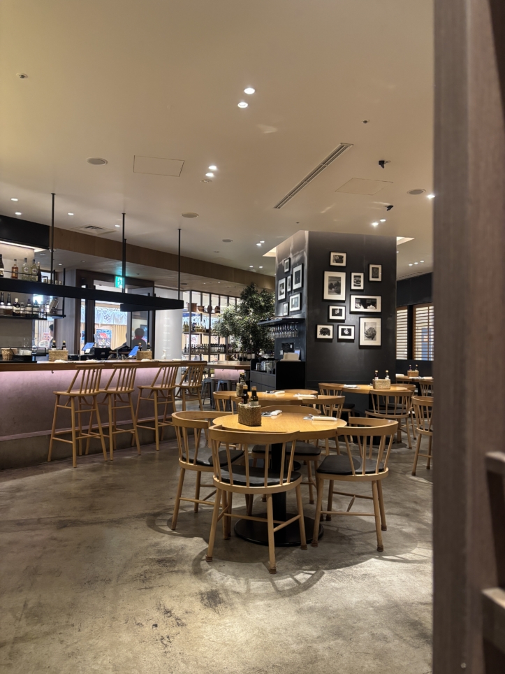 駅中なので便利♪【オービカ モッツアレラバー 横浜店】