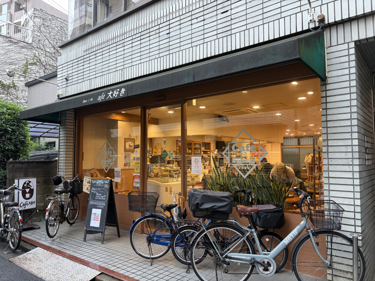 ほっこりくつろげるカフェ♪
