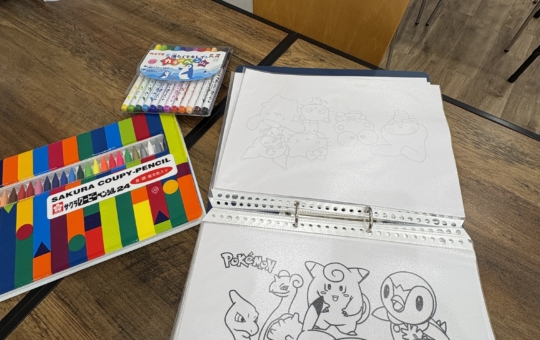 多摩センター店ではお子様が飽きないグッズを設置しております♪