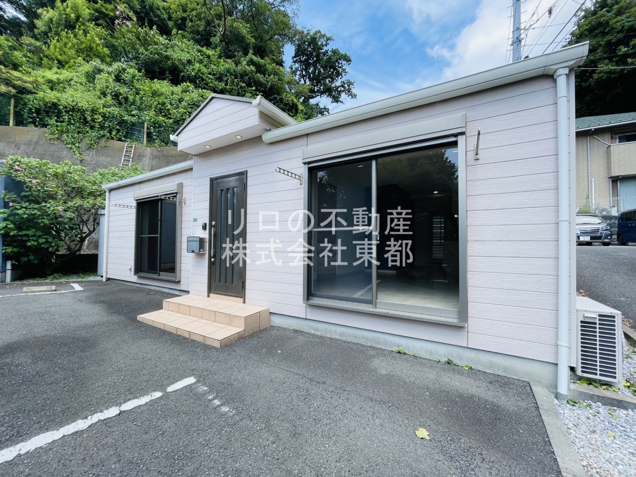 敷地内　無料駐車場1台付！【磯子ヴィレッジD棟】JR根岸線　磯子駅　バス5分　徒歩5分