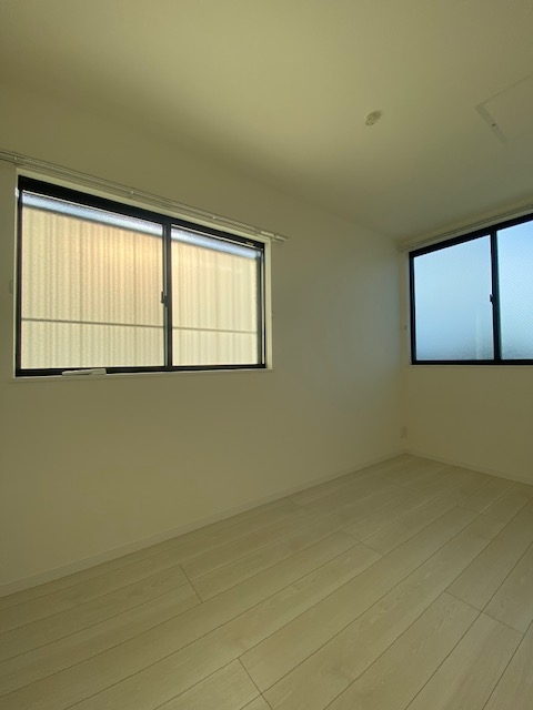 ☆北欧風の家具もマッチするお部屋☆　【ミント白鷺】